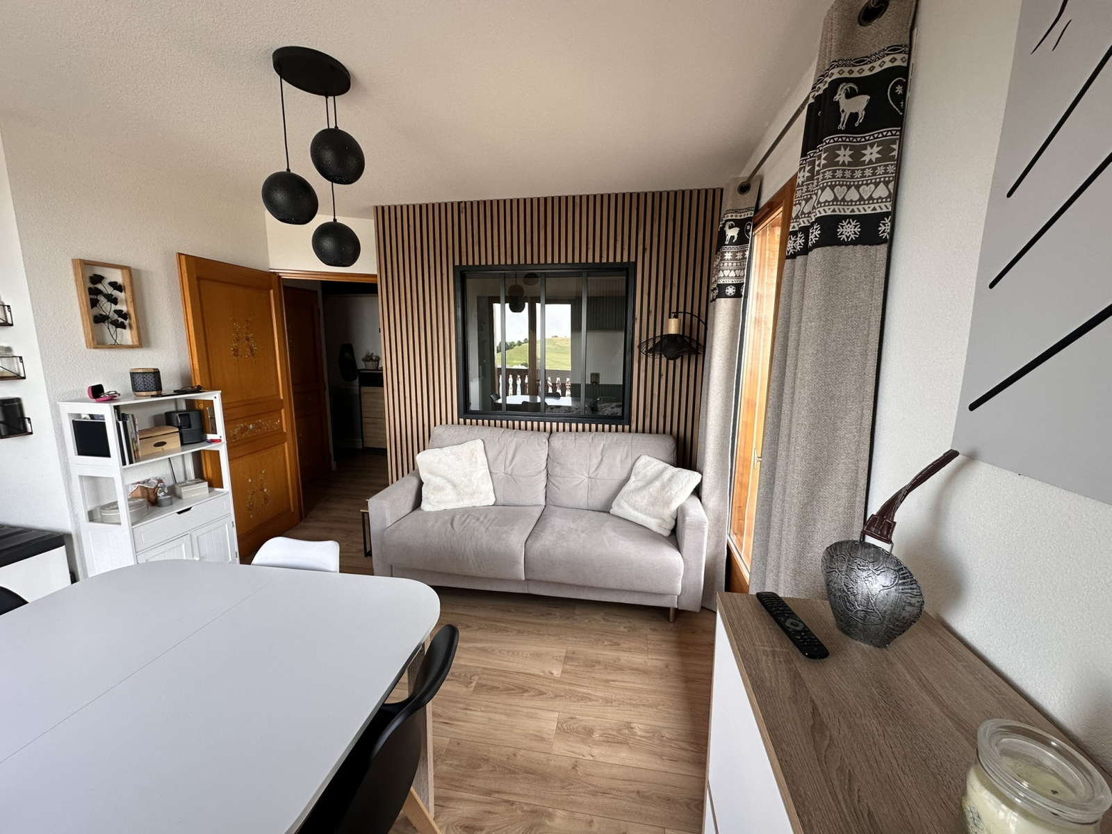 Image_, Appartement, Albiez-Montrond, ref :V285