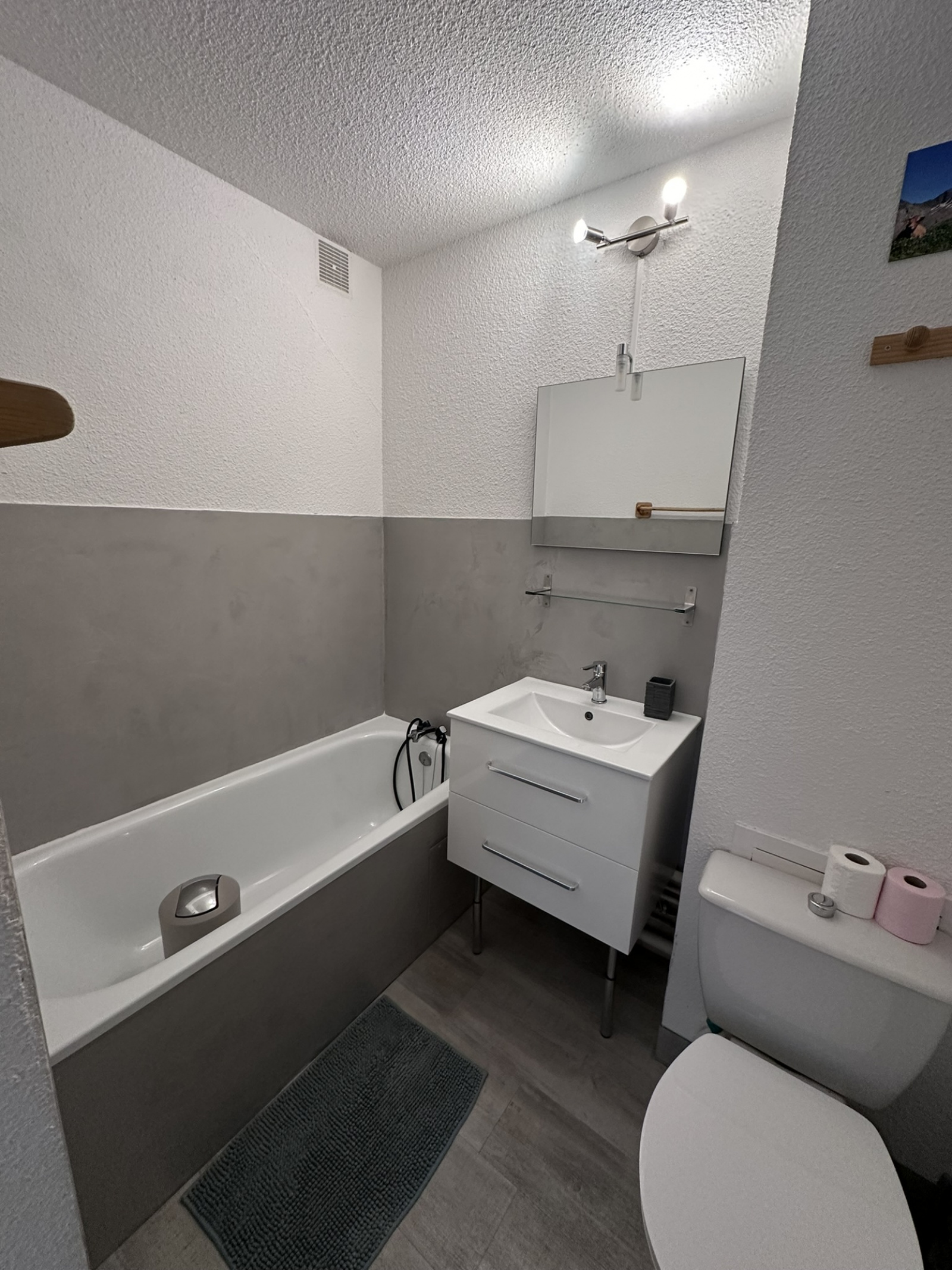 Image_, Studio, Albiez-Montrond, ref :V270