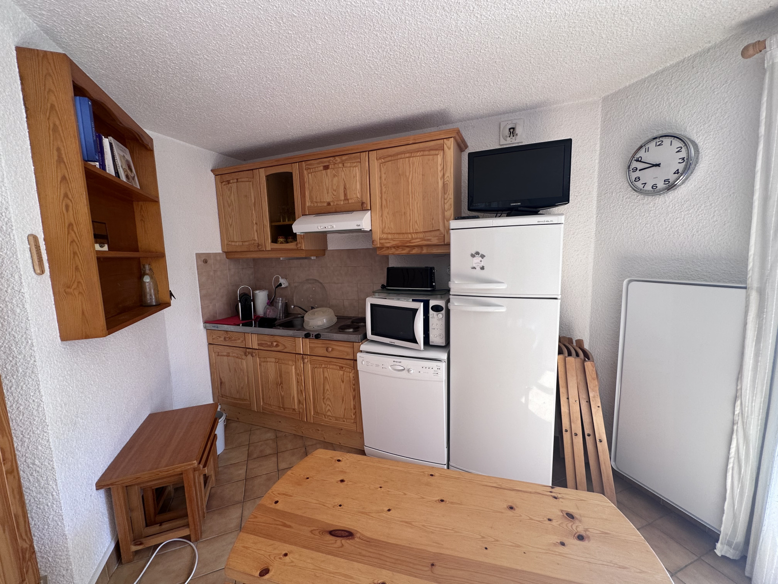 Image_, Studio, Albiez-Montrond, ref :V239